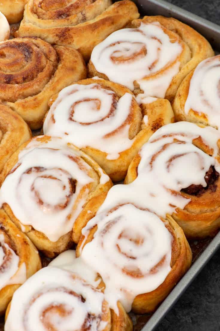 Make ahead Pioneer Woman's Cinnamon Rolls Butter & Baggage