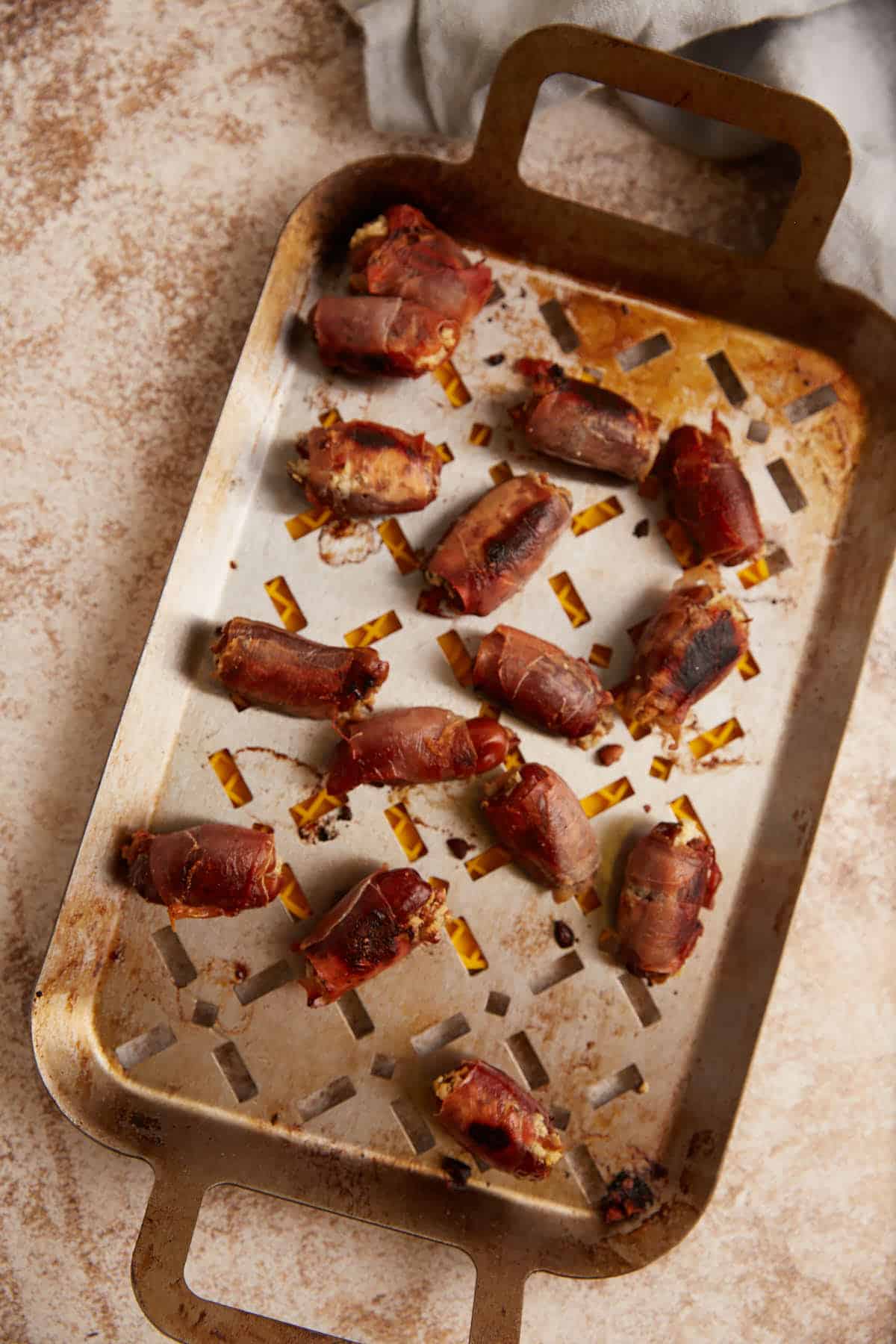 Grilled dates on a grill pan.