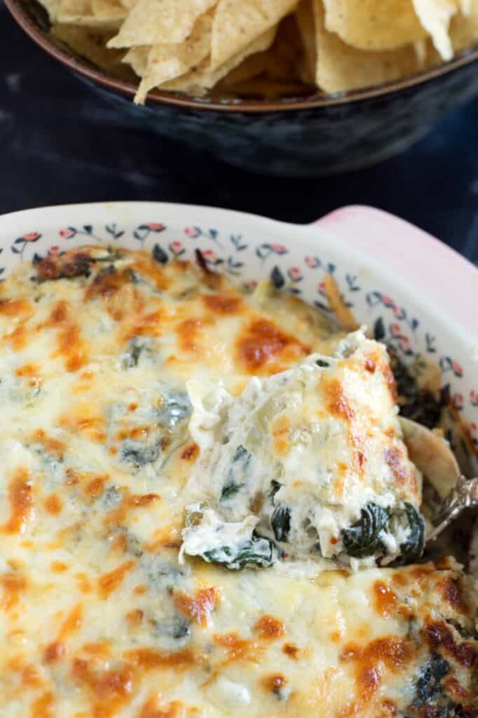 Easy Spinach Artichoke Dip Perfect For Game Days! Butter & Baggage