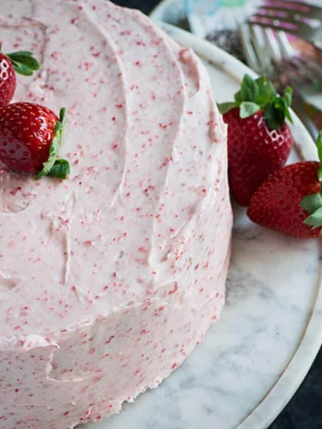 Summer Strawberries Deliver a Flavorful Cake For Any Celebration