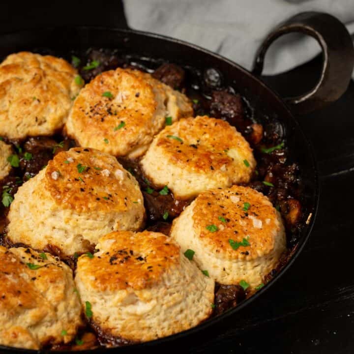 A skillet of beef and Guinness pie.
