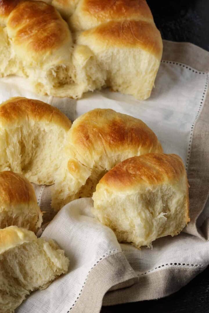 How to Warm Dinner Rolls Butter & Baggage