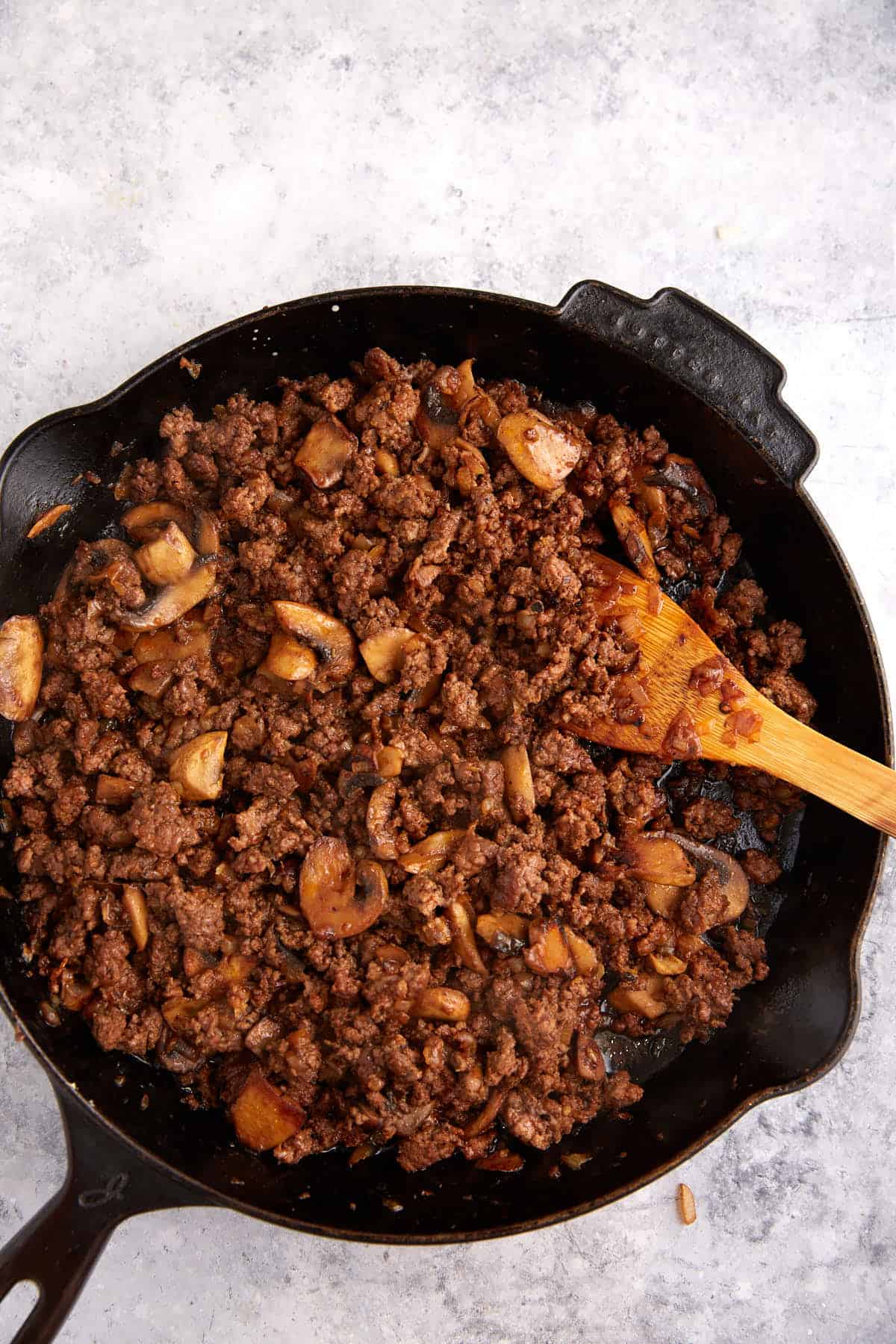 Ground beef cooked with onions and mushrooms.