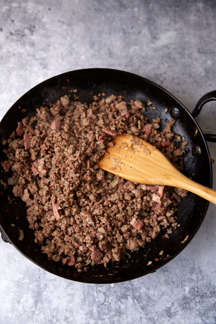 Southern Baked Beans with Hamburger Meat Butter & Baggage