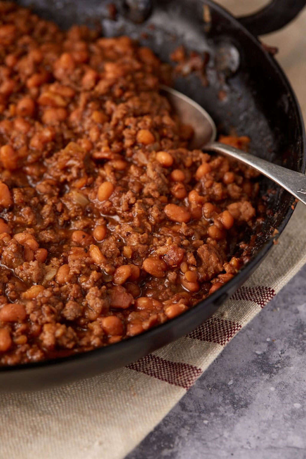 Southern Baked Beans with Hamburger Meat Butter & Baggage