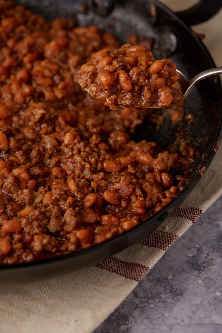 Southern Baked Beans with Hamburger Meat Butter & Baggage