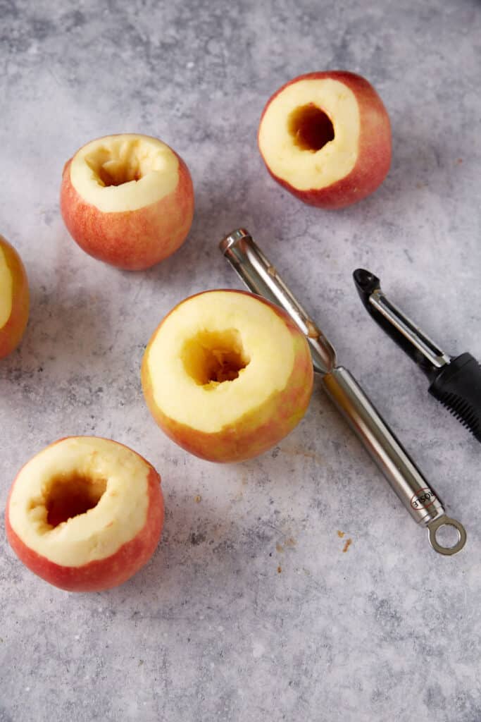 Crock Pot Baked Apples with Raisins and Walnuts - Butter & Baggage