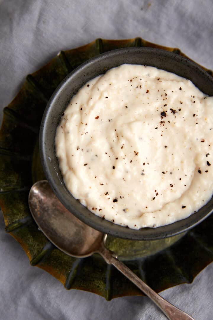 Southern White Country Gravy (Milk Gravy) - Butter & Baggage