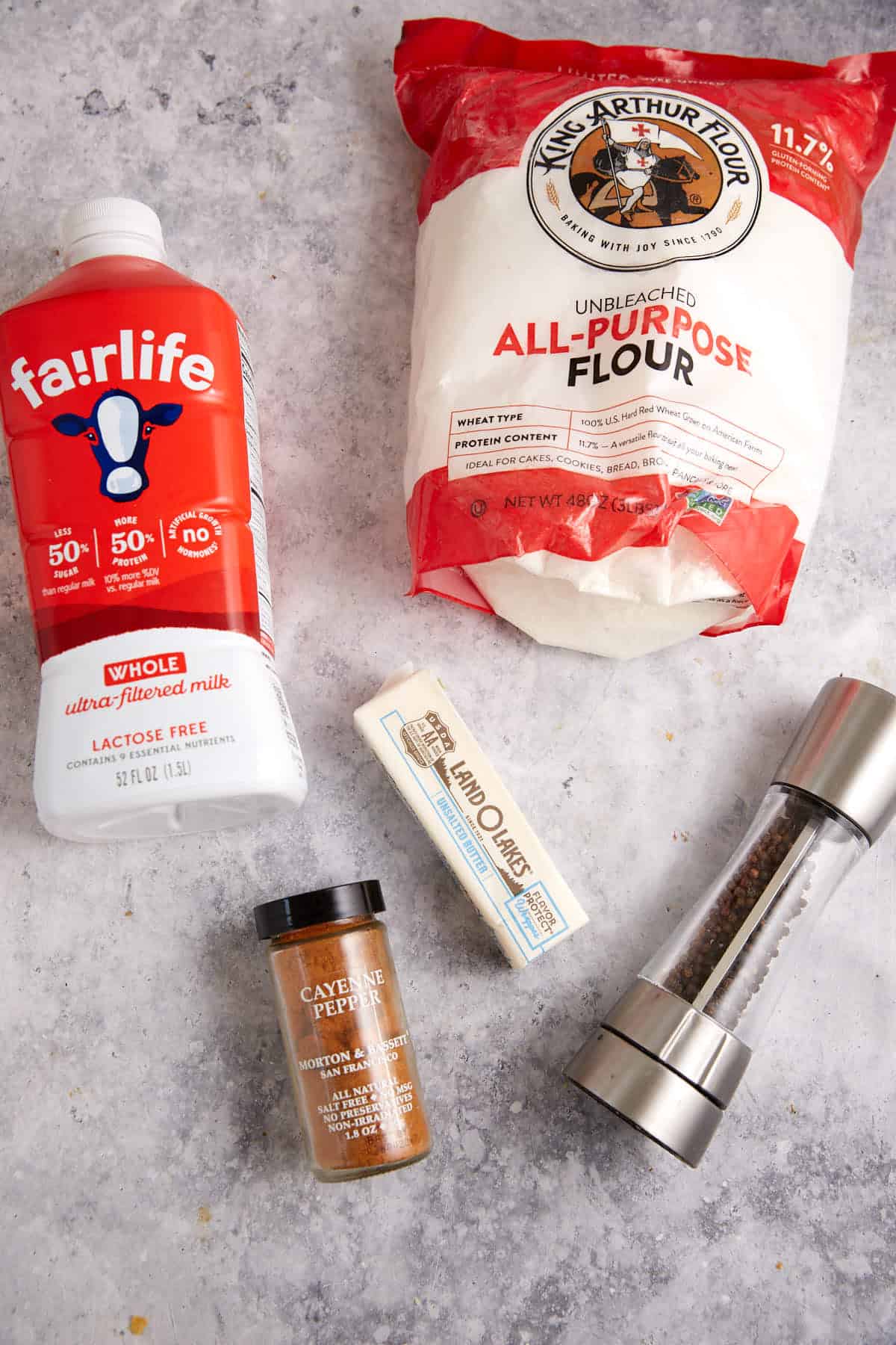 The ingredients to make a milk gravy.