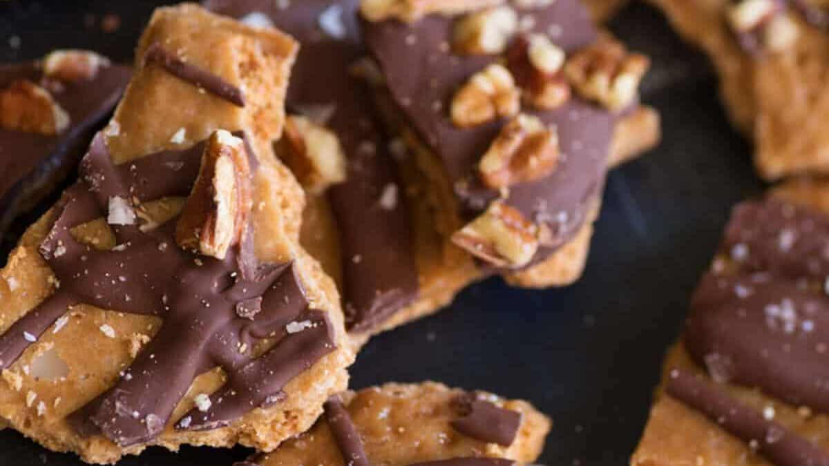 Chocolate Christmas bark piled on top of each other.