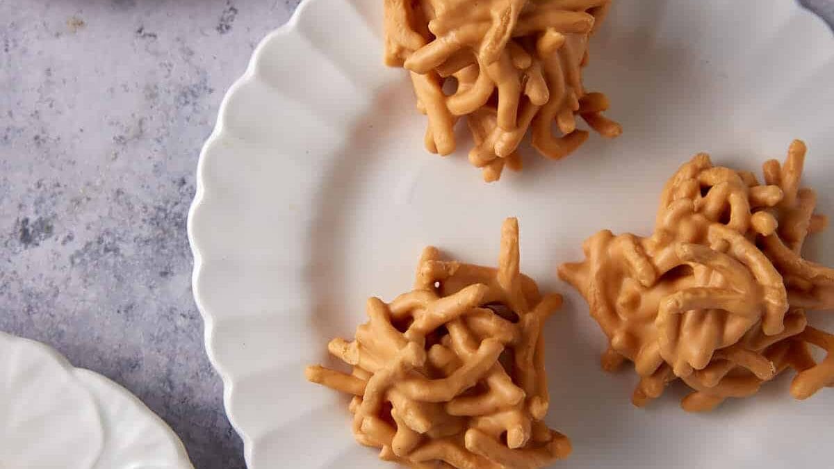 A plate of peanut butter haystack cookies.