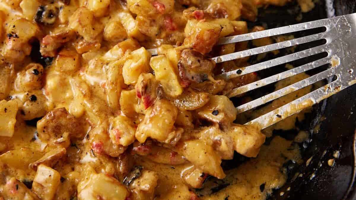Crispy Breakfast Potatoes with Pimento Cheese