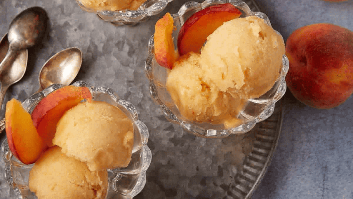 Peach ice cream with fresh peaches