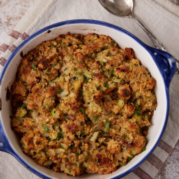 An easy cornbread stuffing recipe in a baking dish.