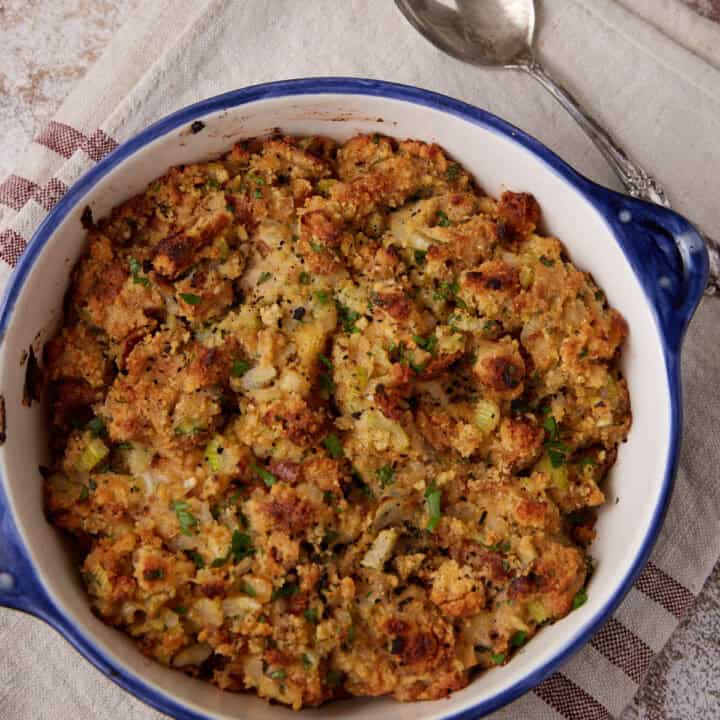 An easy cornbread stuffing recipe in a baking dish.