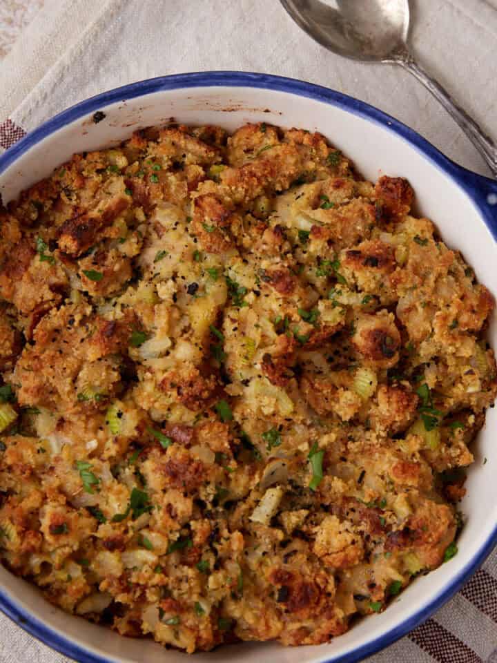 An easy cornbread stuffing recipe in a baking dish.
