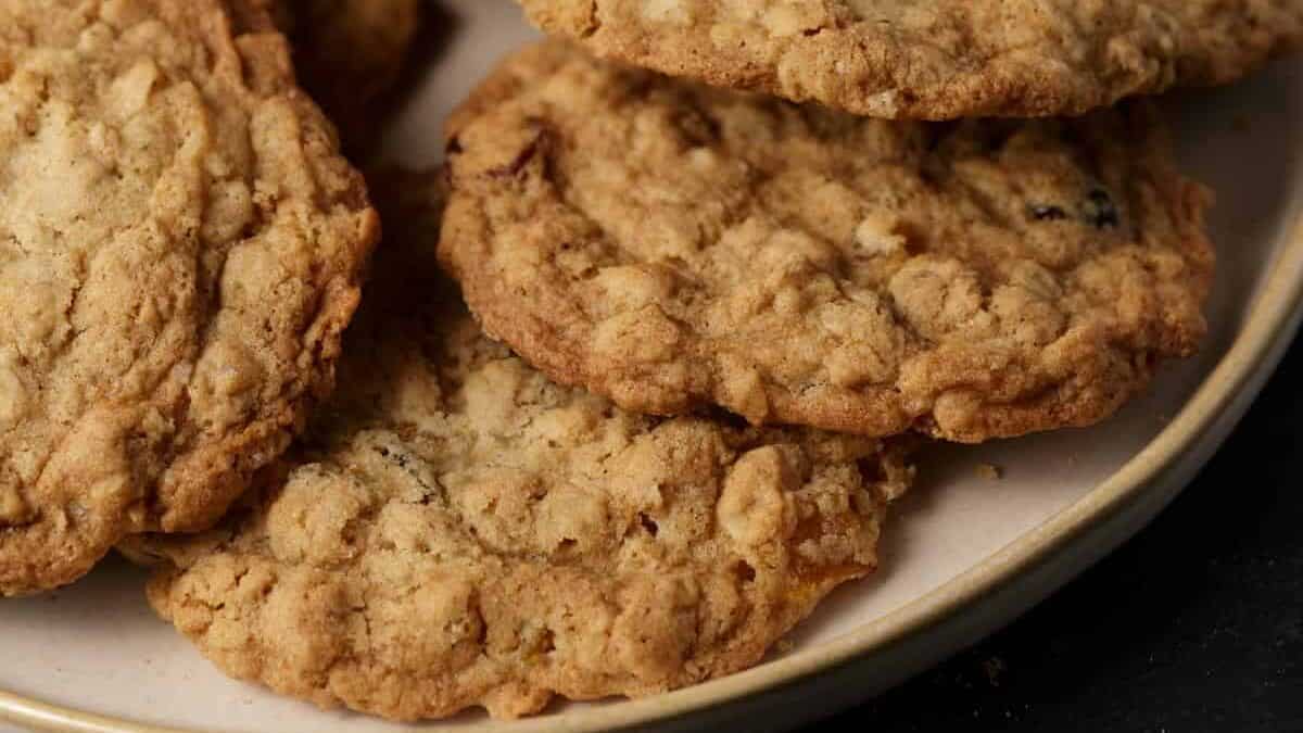 Chewy oatmeal cookies with cranberries and apricots.