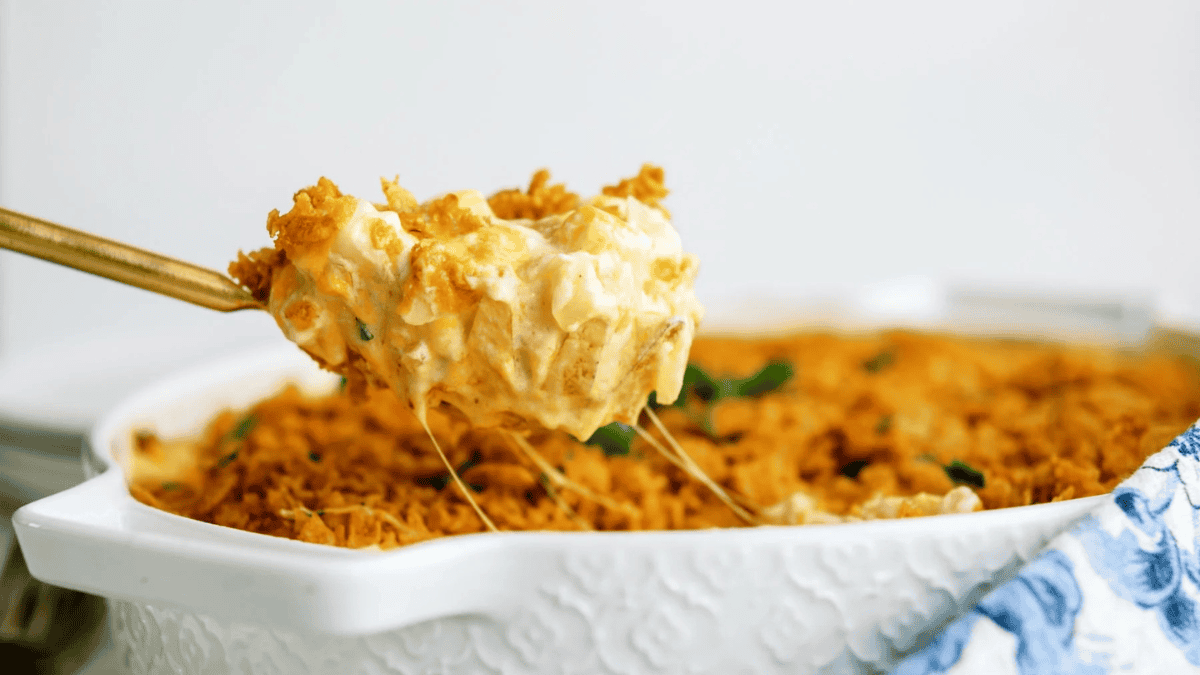 Easy cheesy chicken casserole