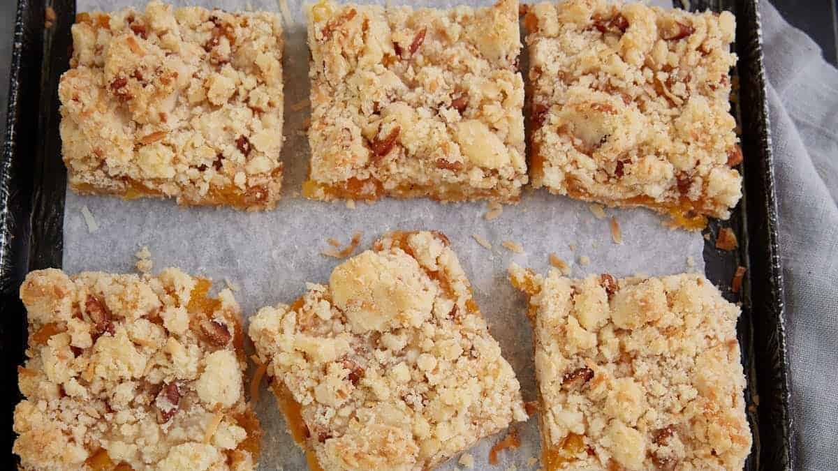Apricot Bars with a Shortbread Crust