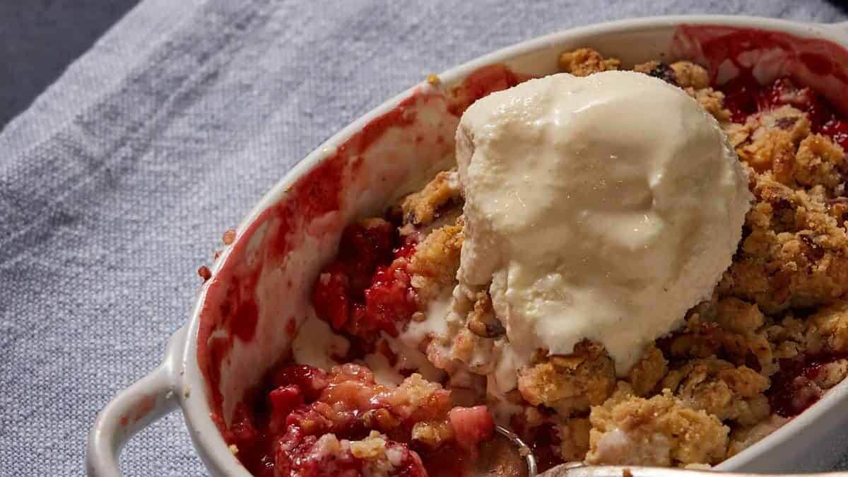 Strawberry Rhubarb Crumble/Crisp with a Buttery Pecan Topping