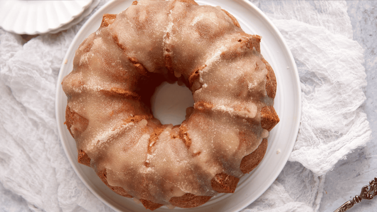 top view of kentucky butter cake.