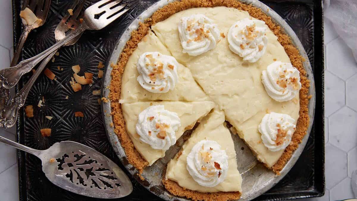 The Creamiest No Bake Coconut Cream Pie