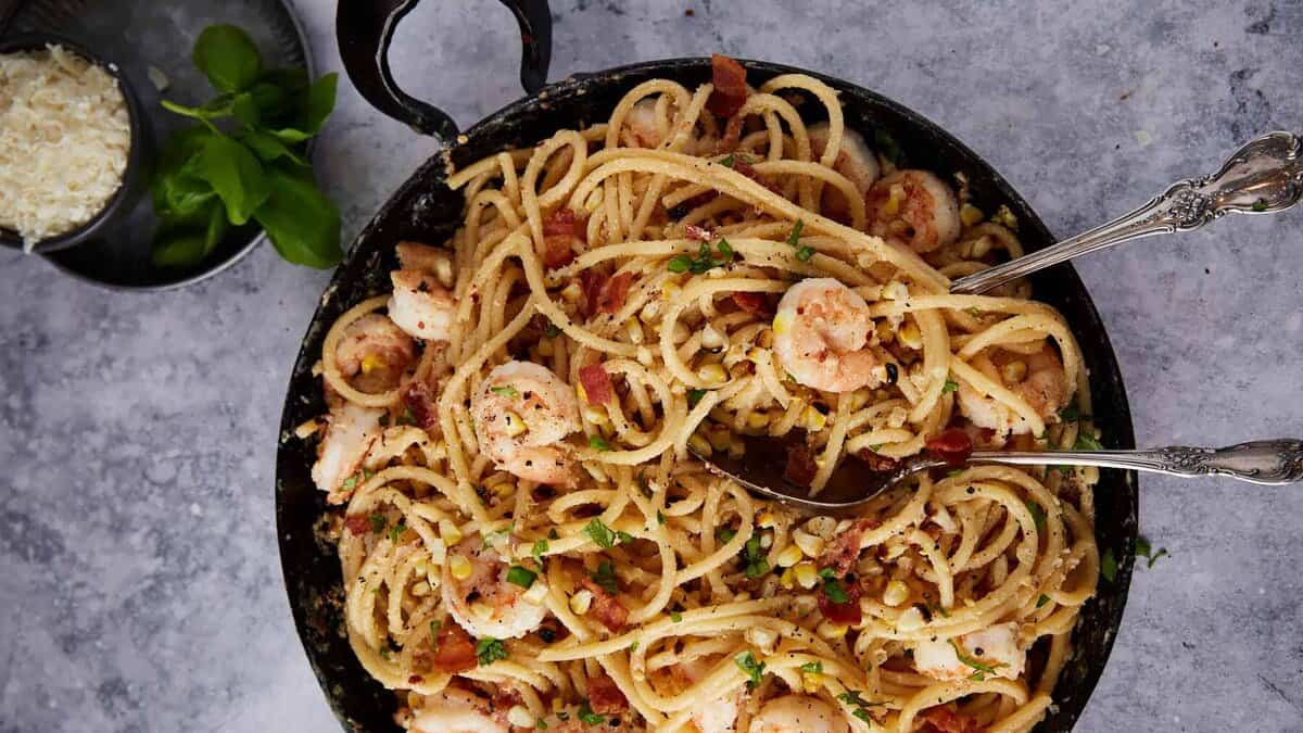 A skillet of creamy shrimp carbonara.