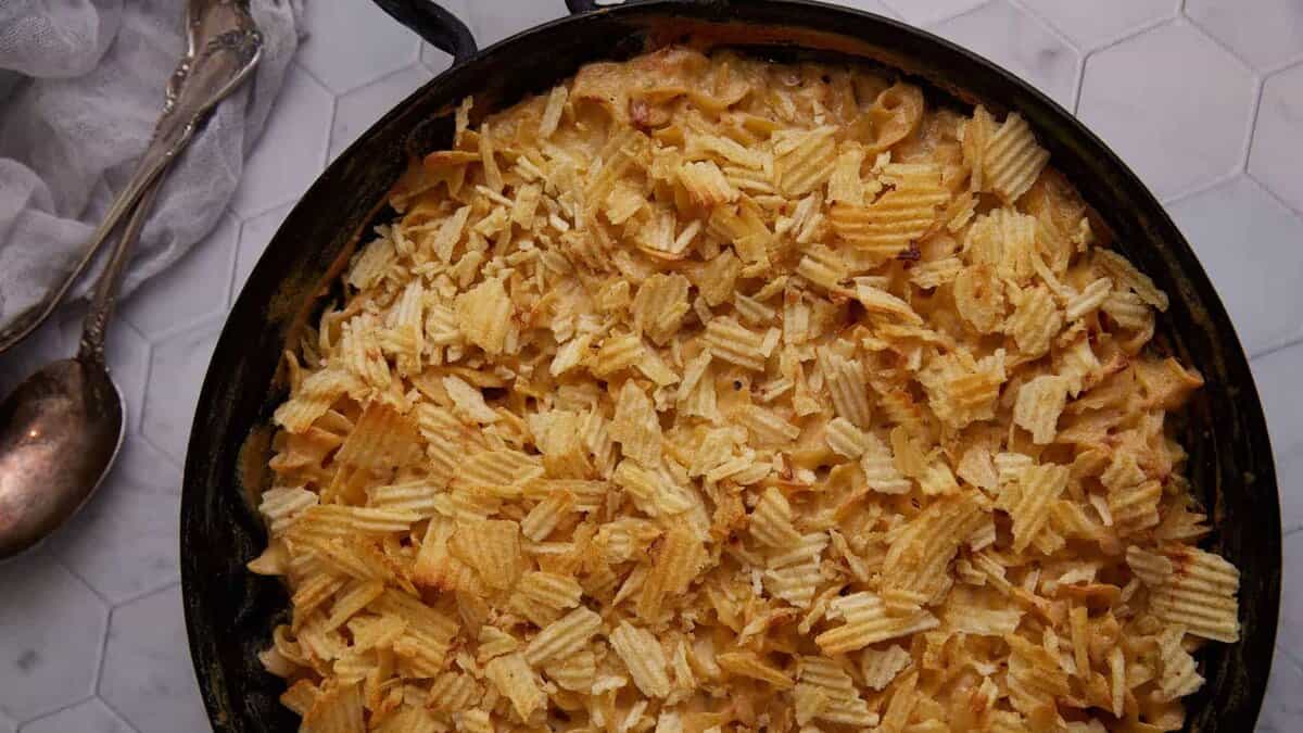 A baked tuna casserole in a sillet.